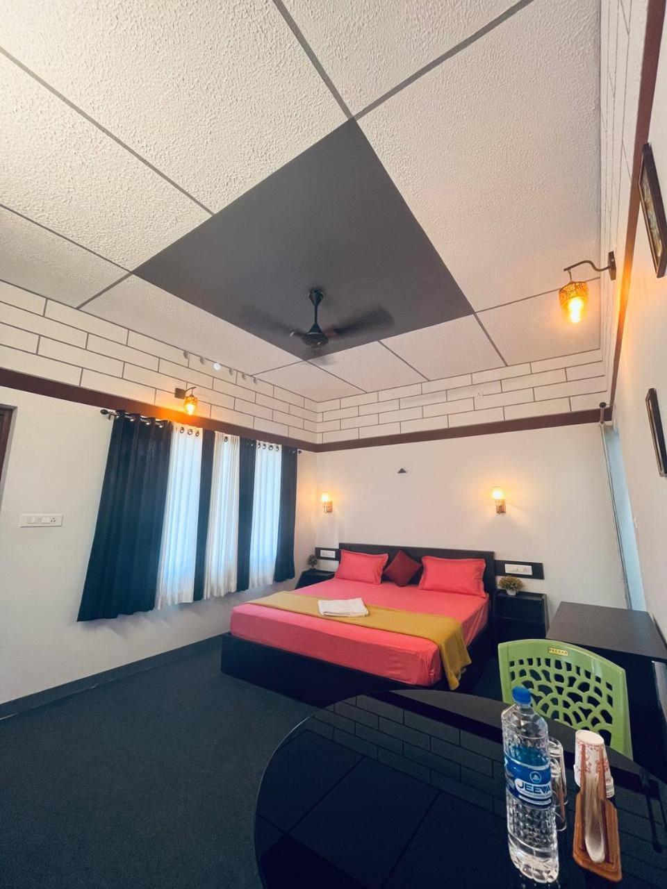 Linn View Home Stay Munnar Rom bilde